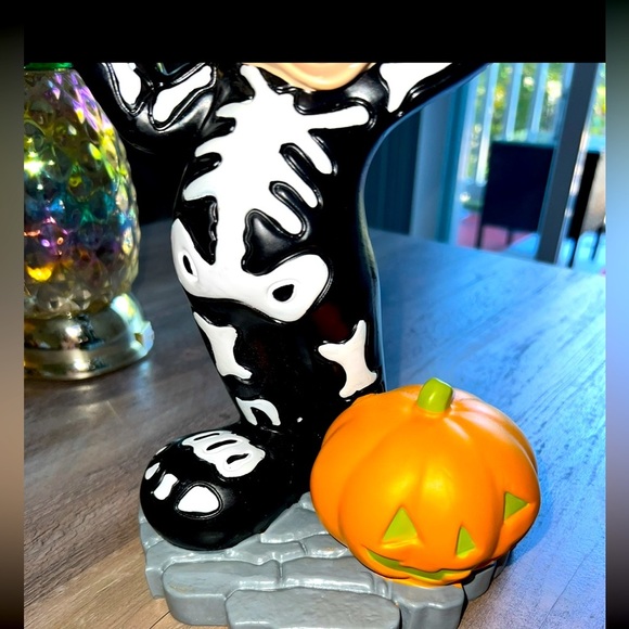 DISNEY Mickey Mouse Halloween figurine / statue - Picture 4 of 4